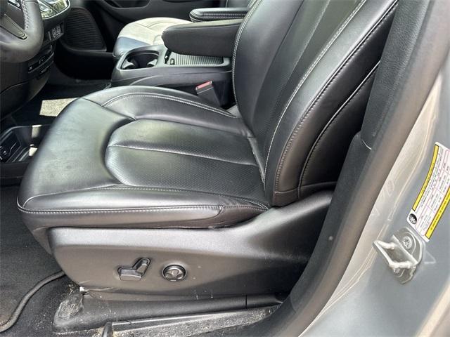 used 2023 Chrysler Pacifica car, priced at $32,990