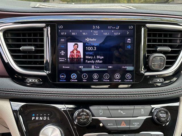 used 2020 Chrysler Pacifica car, priced at $16,499