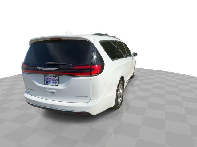 used 2022 Chrysler Pacifica car, priced at $25,998