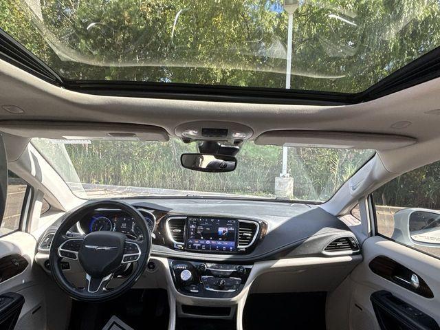 used 2022 Chrysler Pacifica car, priced at $25,998