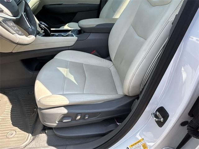 used 2022 Cadillac XT5 car, priced at $29,500