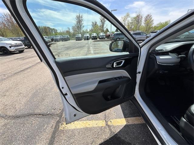 used 2022 Jeep Compass car, priced at $22,500