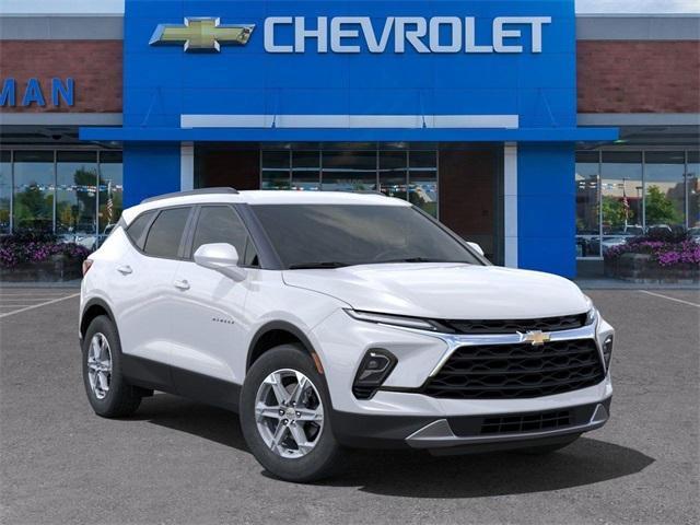 new 2025 Chevrolet Blazer car, priced at $37,089