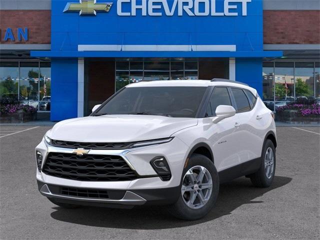 new 2025 Chevrolet Blazer car, priced at $35,359