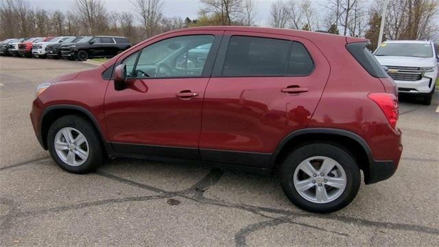 used 2022 Chevrolet Trax car, priced at $15,800