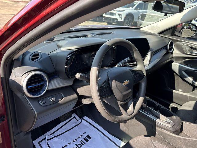 used 2025 Chevrolet Trax car, priced at $20,835