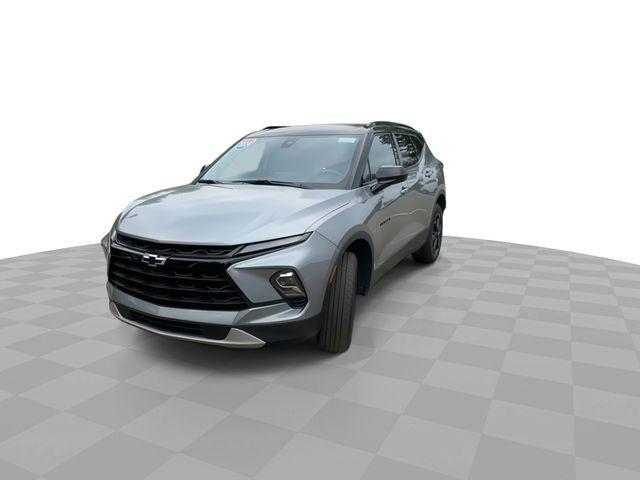 used 2024 Chevrolet Blazer car, priced at $23,915