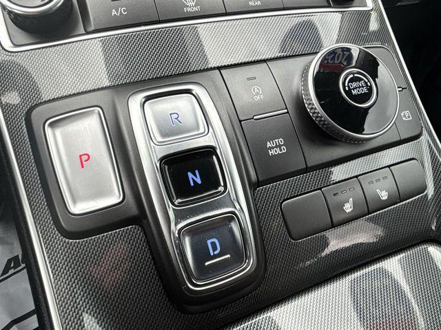 used 2021 Hyundai Santa Fe car, priced at $19,882