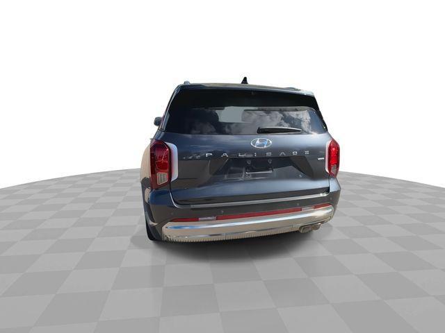 used 2024 Hyundai Palisade car, priced at $37,166