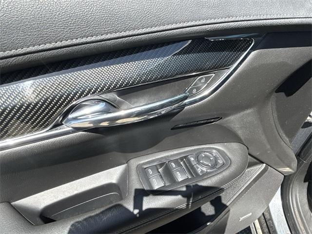 used 2020 Cadillac XT6 car, priced at $27,990