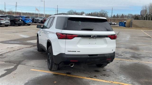 used 2023 Chevrolet Traverse car, priced at $31,990