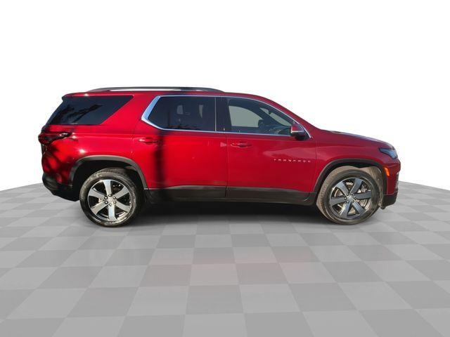 used 2023 Chevrolet Traverse car, priced at $32,048