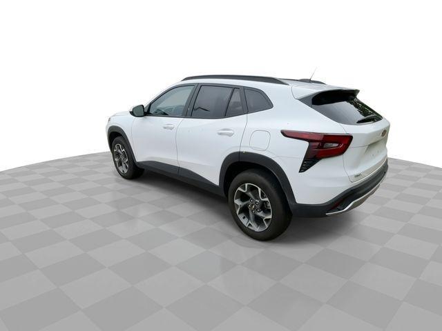 used 2025 Chevrolet Trax car, priced at $21,083