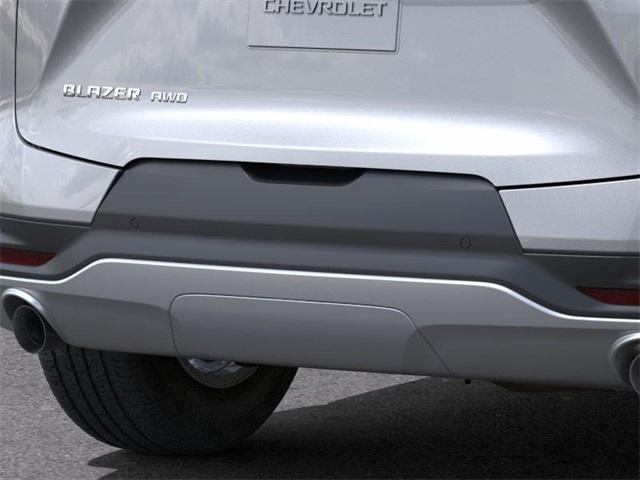 new 2025 Chevrolet Blazer car, priced at $37,089