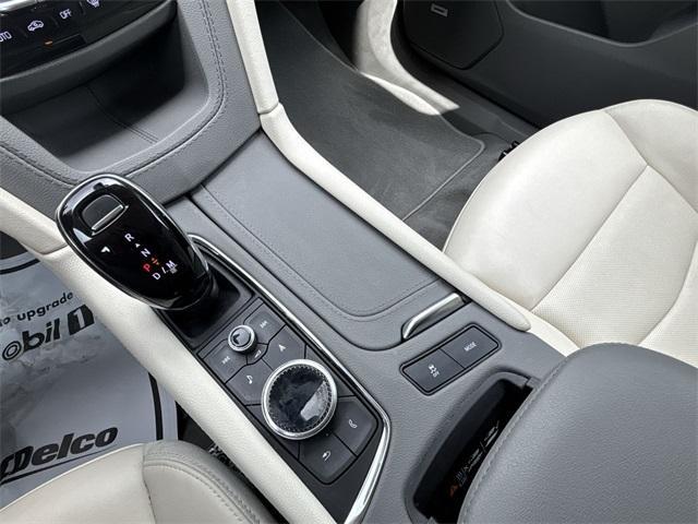 used 2024 Cadillac XT6 car, priced at $46,995