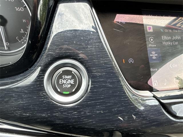 used 2024 Cadillac XT6 car, priced at $46,995