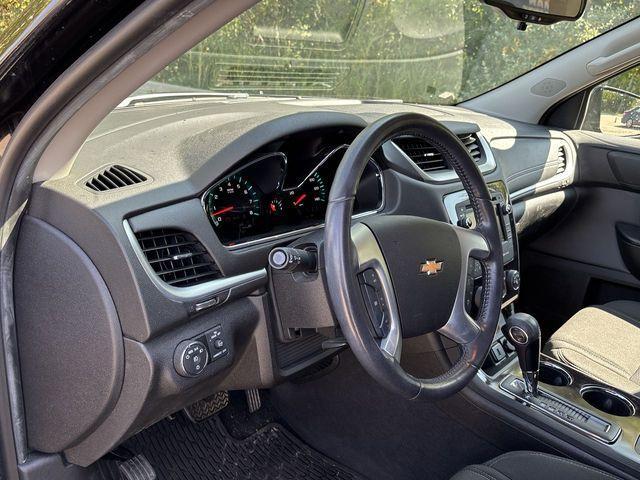 used 2017 Chevrolet Traverse car, priced at $14,422