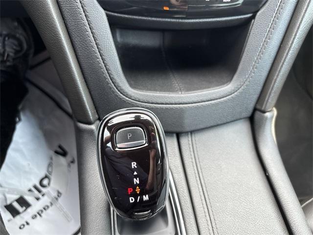 used 2023 Cadillac XT5 car, priced at $29,990