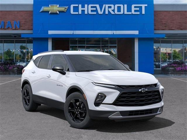 new 2025 Chevrolet Blazer car, priced at $36,653