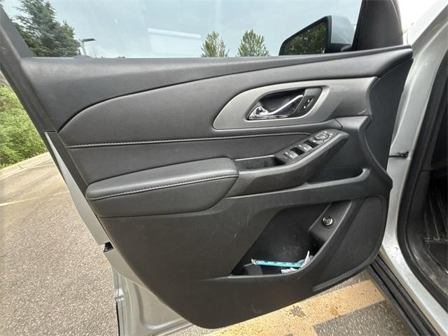 used 2022 Chevrolet Traverse car, priced at $29,500