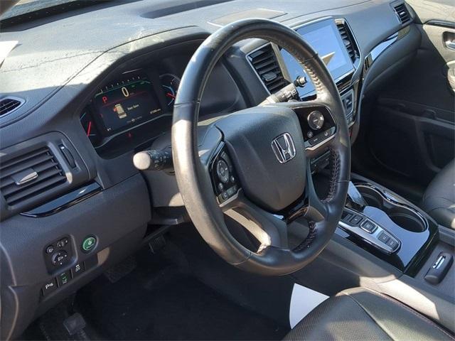 used 2021 Honda Pilot car, priced at $30,990