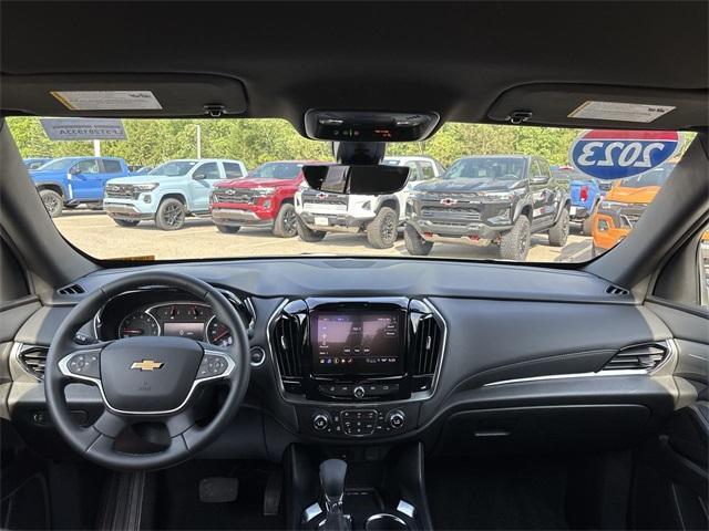 used 2023 Chevrolet Traverse car, priced at $34,990