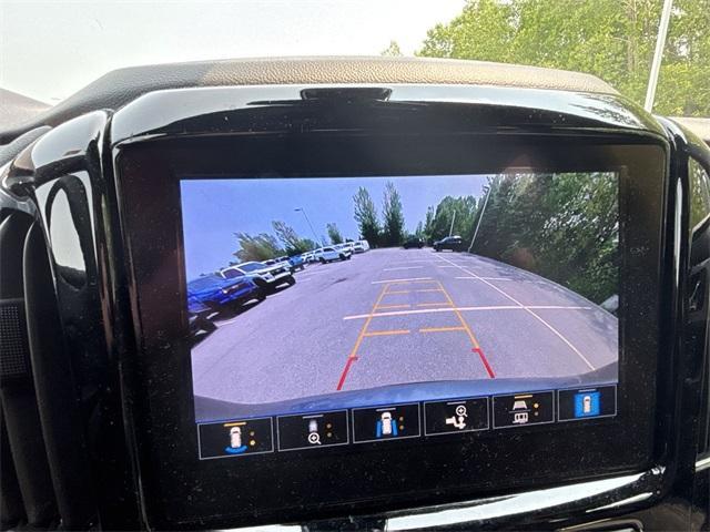 used 2023 Chevrolet Traverse car, priced at $35,990