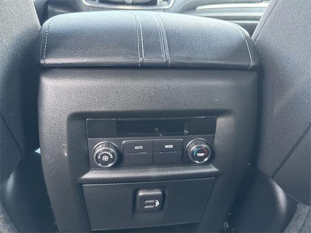 used 2023 Chevrolet Traverse car, priced at $34,990