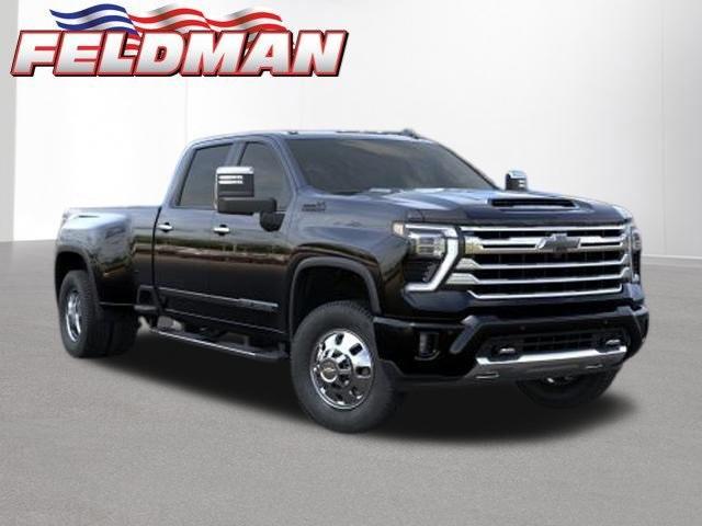 new 2024 Chevrolet Silverado 3500 car, priced at $8,255,762