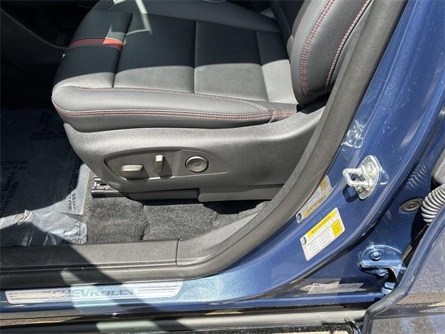 used 2024 Chevrolet Traverse car, priced at $53,990
