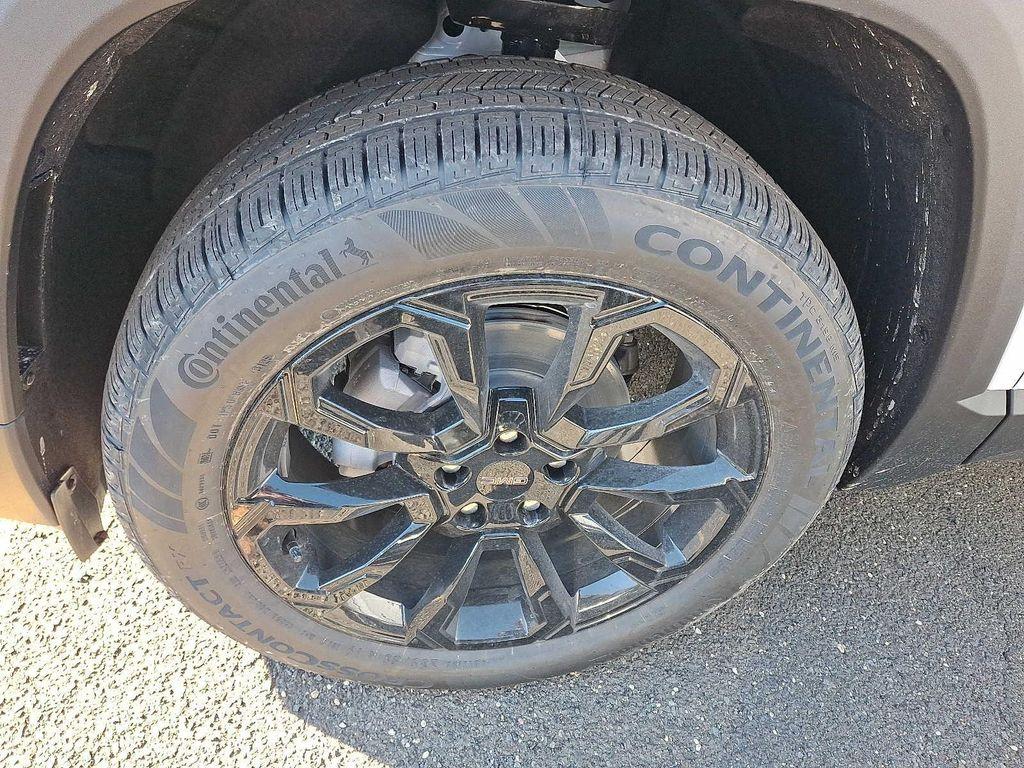 new 2026 GMC Terrain car, priced at $35,589