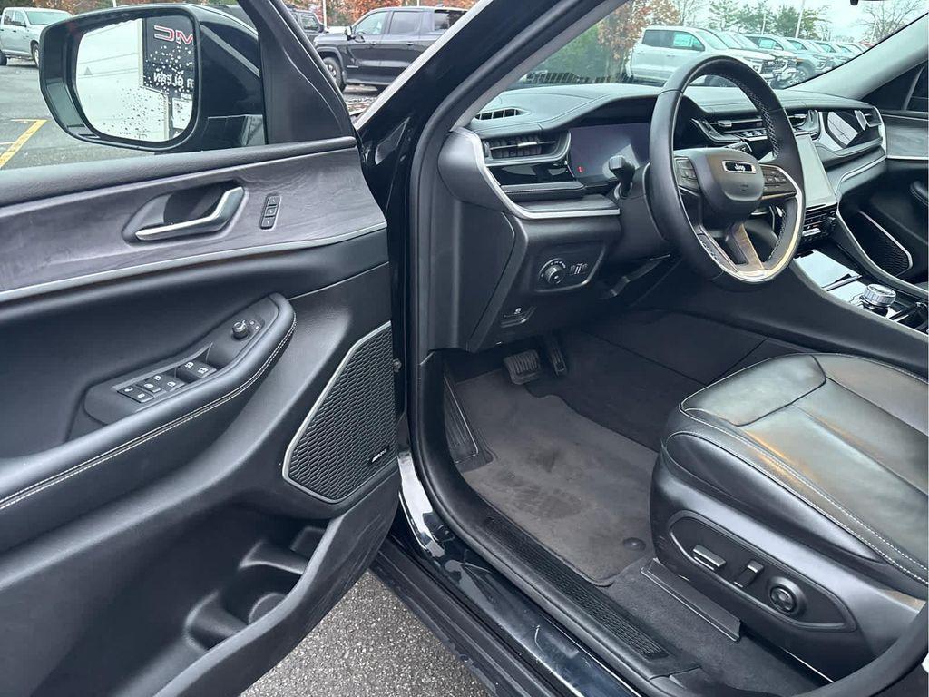 used 2022 Jeep Grand Cherokee L car, priced at $31,217