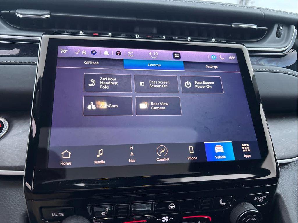 used 2022 Jeep Grand Cherokee L car, priced at $31,217