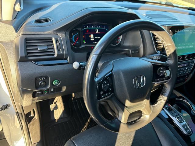 used 2020 Honda Pilot car, priced at $27,999