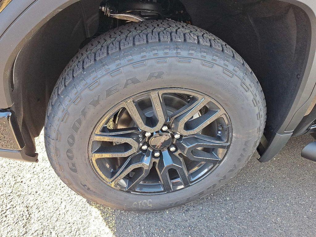 new 2026 GMC Sierra 1500 car, priced at $53,952