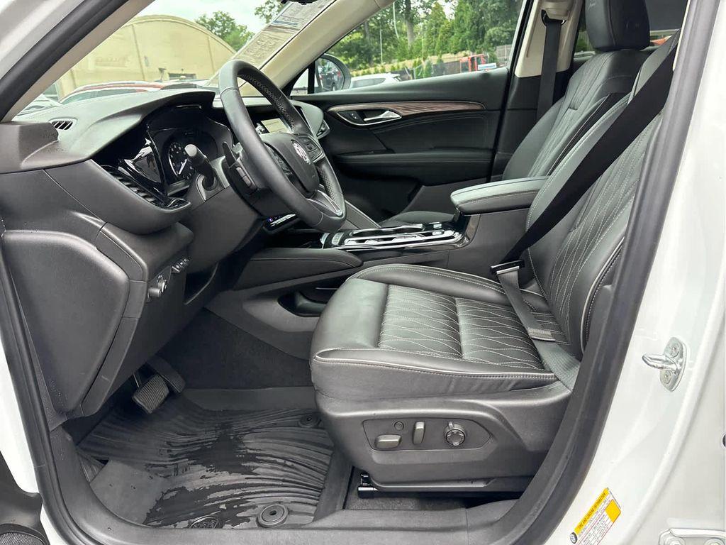 used 2022 Buick Envision car, priced at $29,998