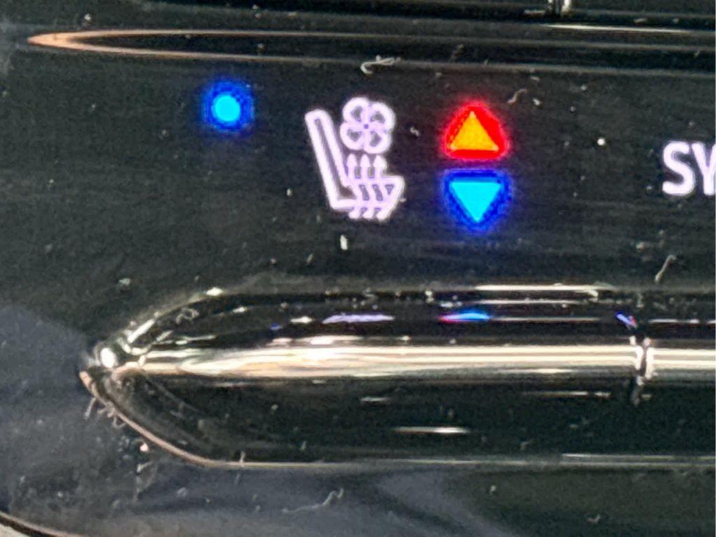 used 2022 Buick Envision car, priced at $29,998