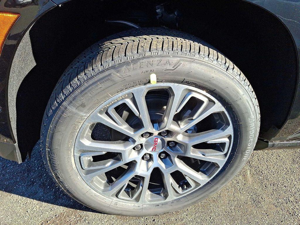 new 2026 GMC Yukon XL car, priced at $94,525