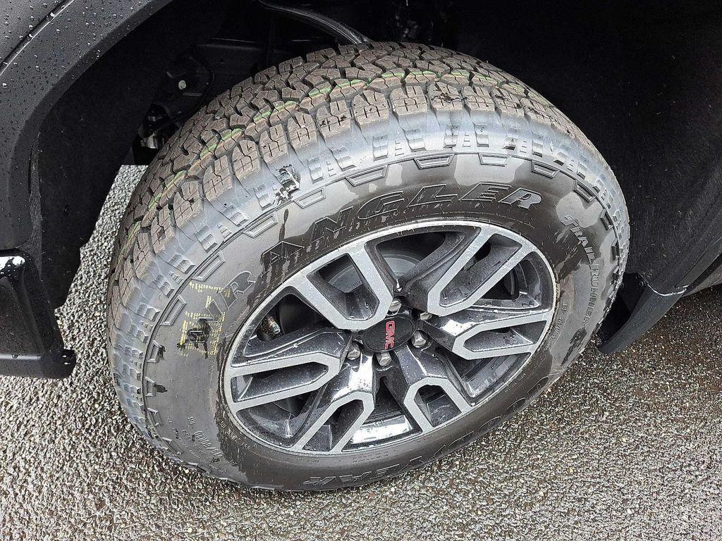 new 2026 GMC Sierra 1500 car, priced at $70,565