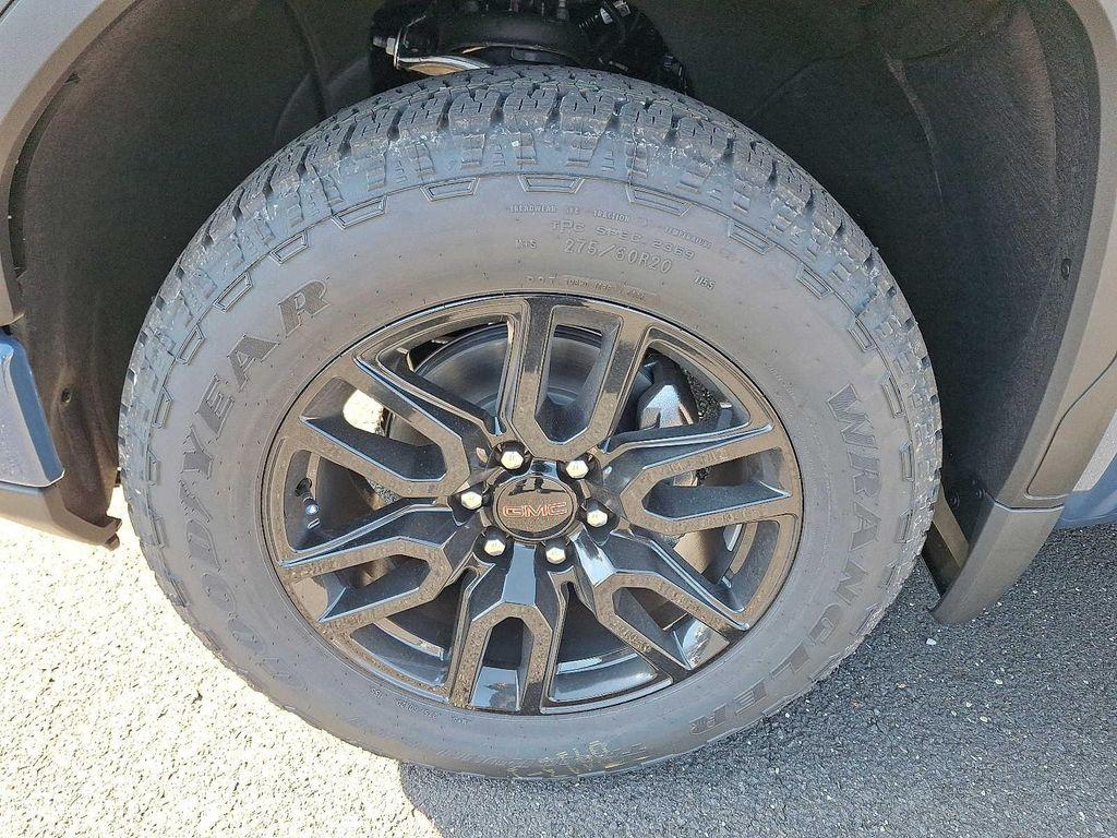 new 2026 GMC Sierra 1500 car, priced at $53,952