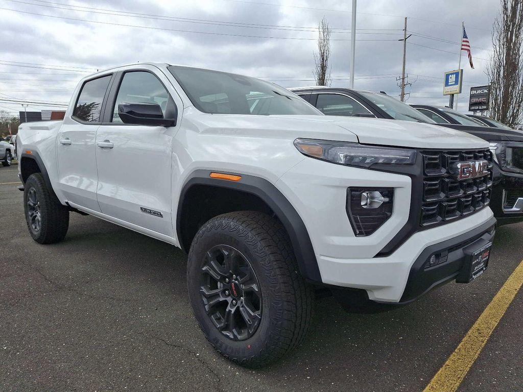 new 2025 GMC Canyon car, priced at $46,050