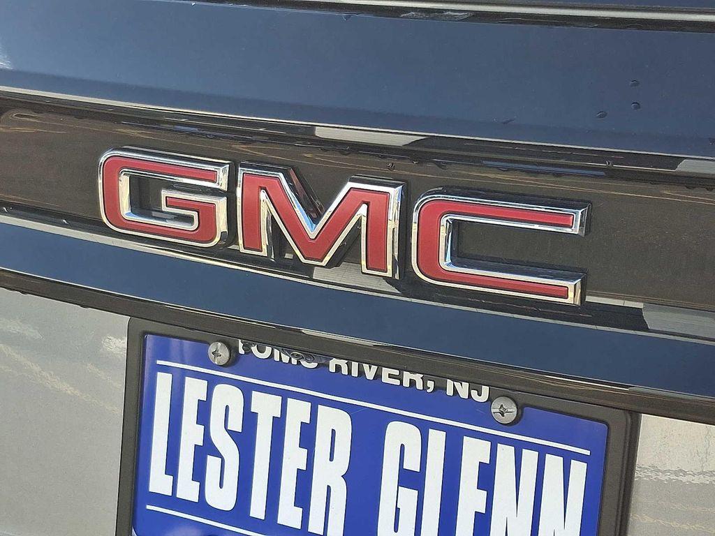 new 2025 GMC Acadia car, priced at $44,649