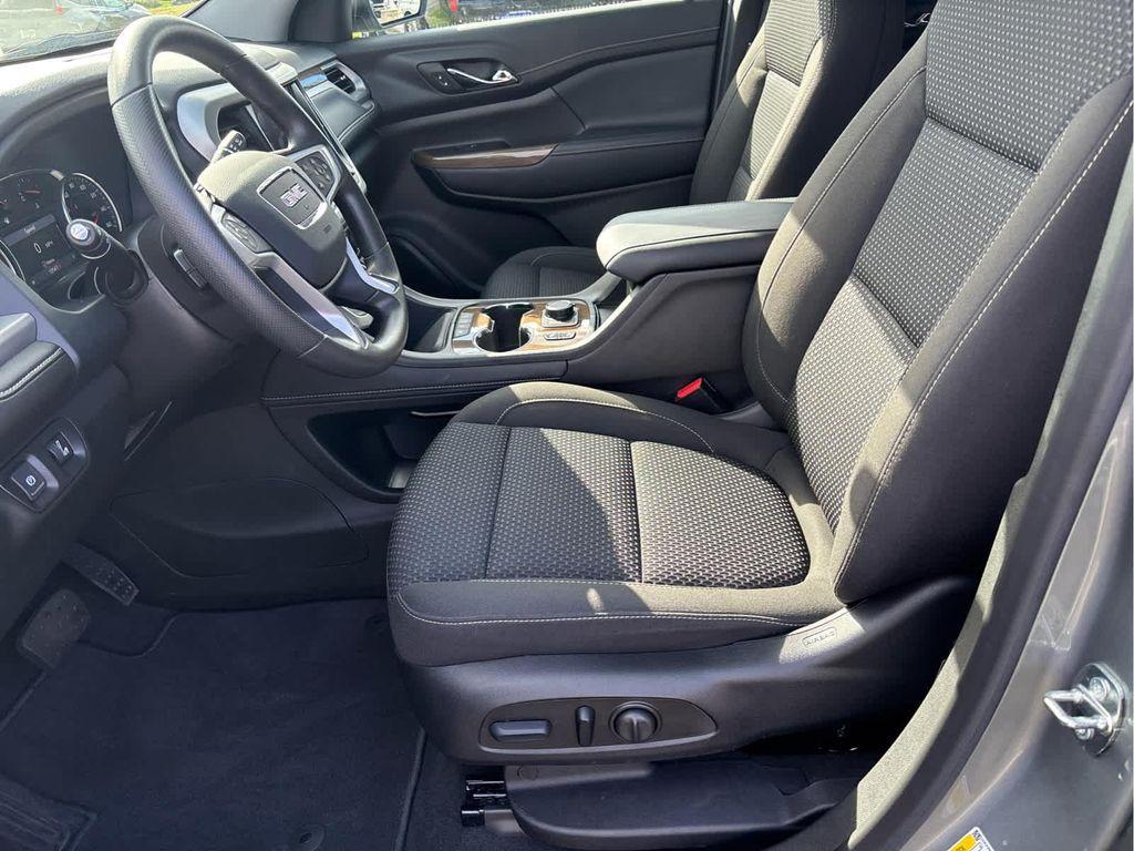 used 2023 GMC Acadia car, priced at $30,937