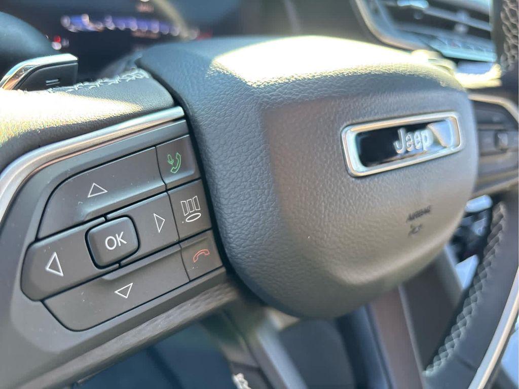 used 2023 Jeep Grand Cherokee car, priced at $32,177