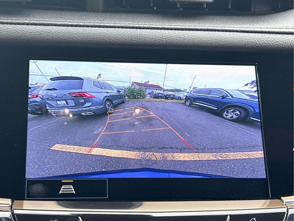 used 2023 Cadillac XT6 car, priced at $31,937