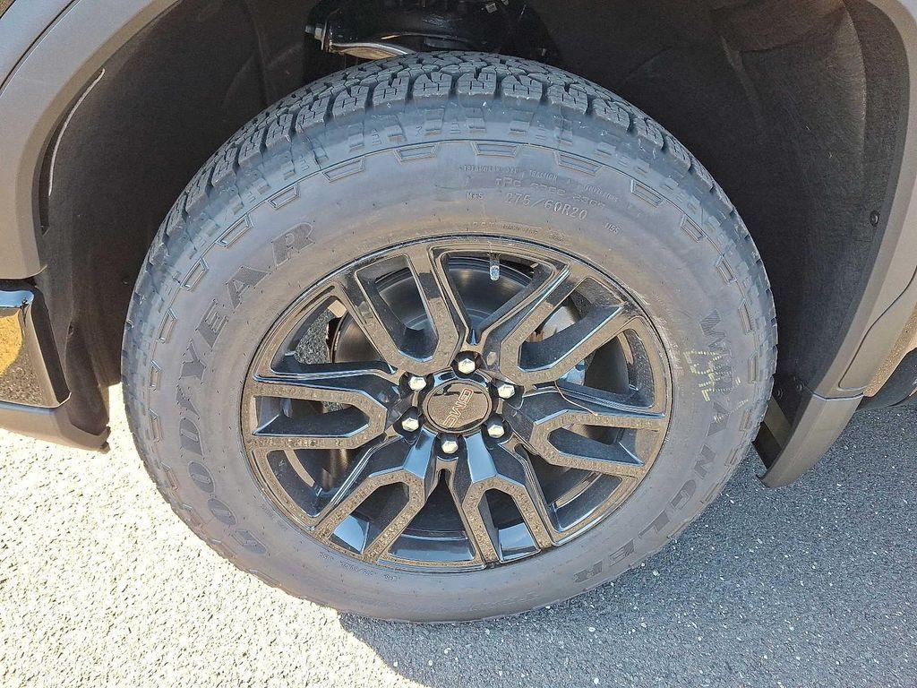 new 2026 GMC Sierra 1500 car, priced at $53,952