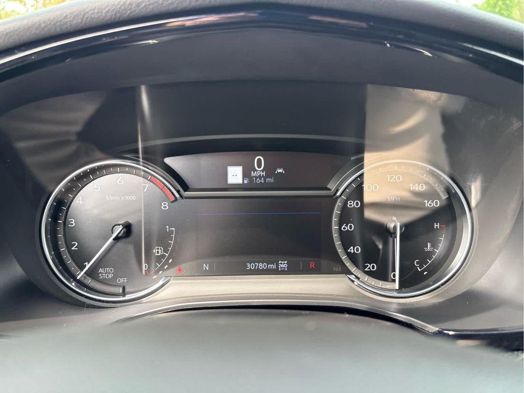 used 2022 Cadillac XT6 car, priced at $37,321