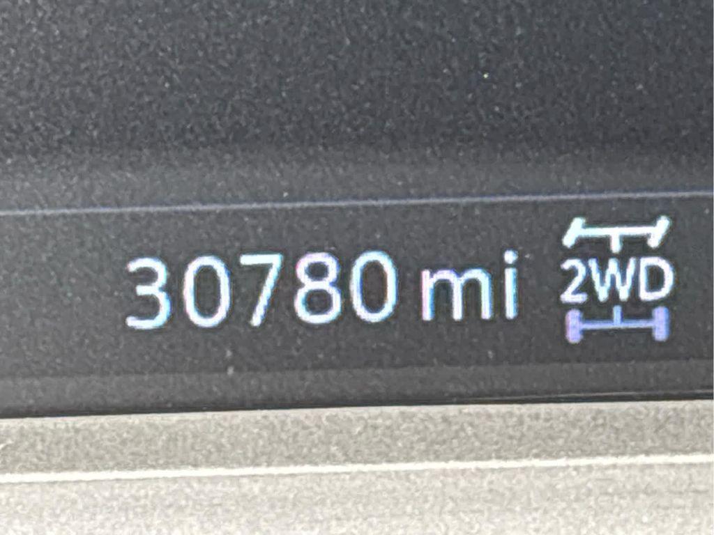 used 2022 Cadillac XT6 car, priced at $37,321
