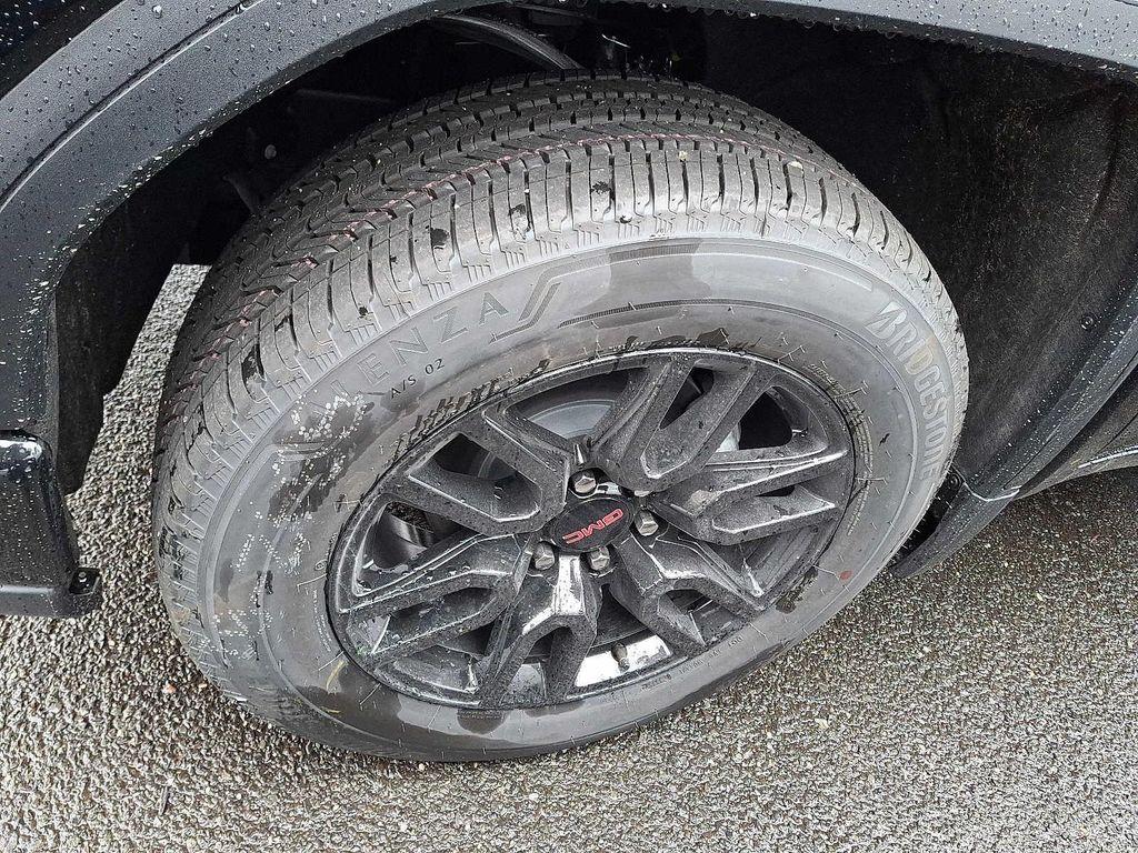 new 2026 GMC Sierra 1500 car, priced at $55,670