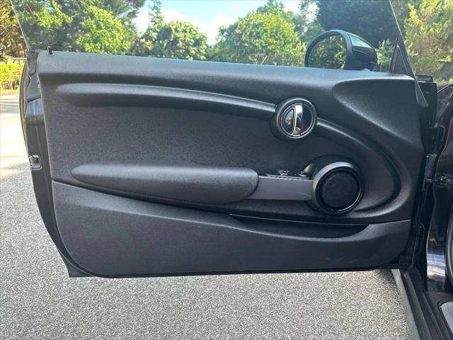 used 2015 MINI Hardtop car, priced at $5,495